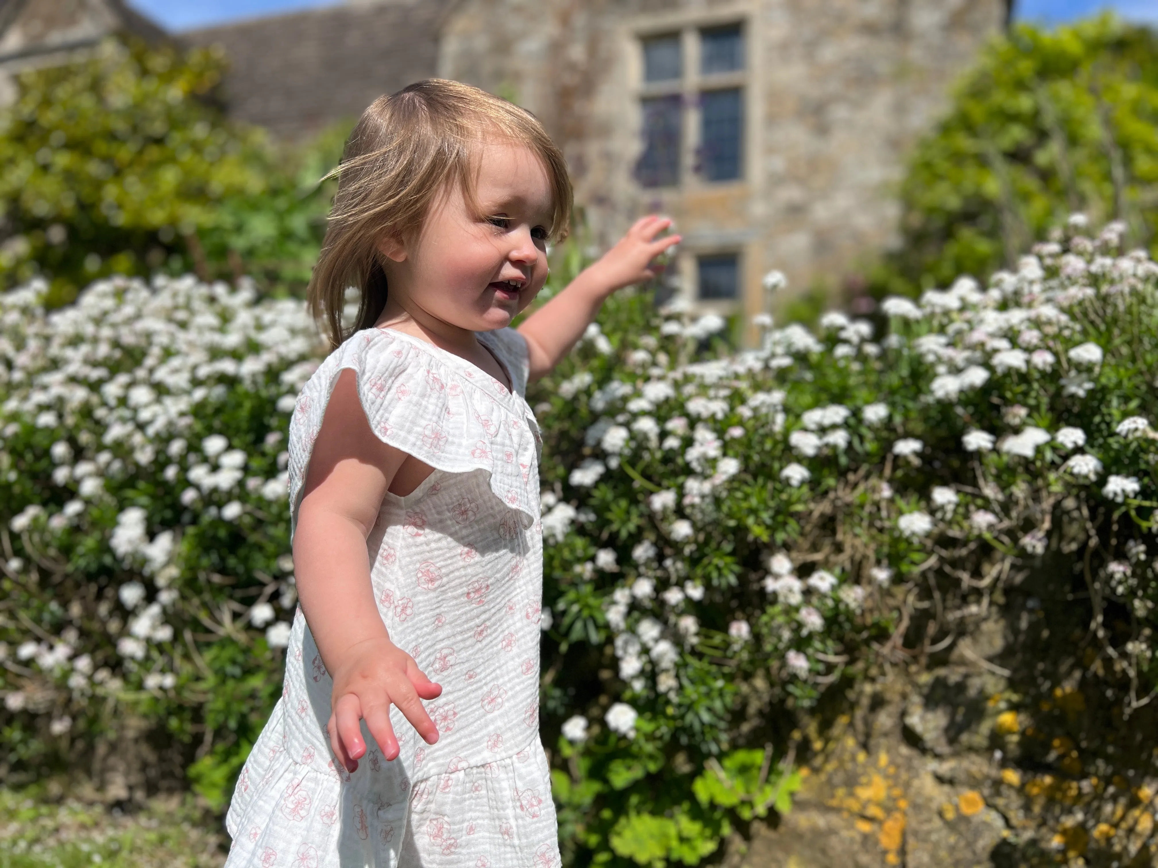 Betsy Dress in White Flowers