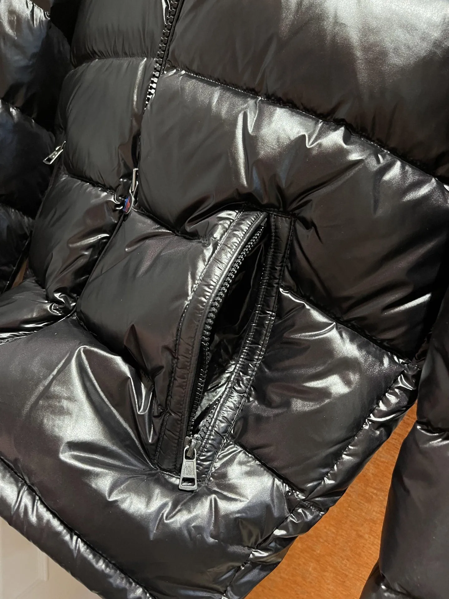 CLTH274 MC Maya 70 Short Down Jacket