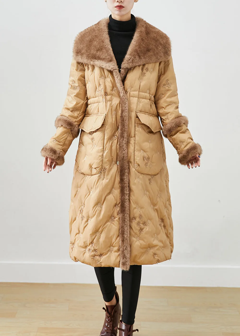 Fashion Khaki Embroideried Patchwork Mink Hair Duck Down Canada Goose Jacket Winter ML1926